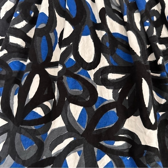 EUC Women’s Trina Turk Printed Sleeveless Dress! - Picture 2 of 6